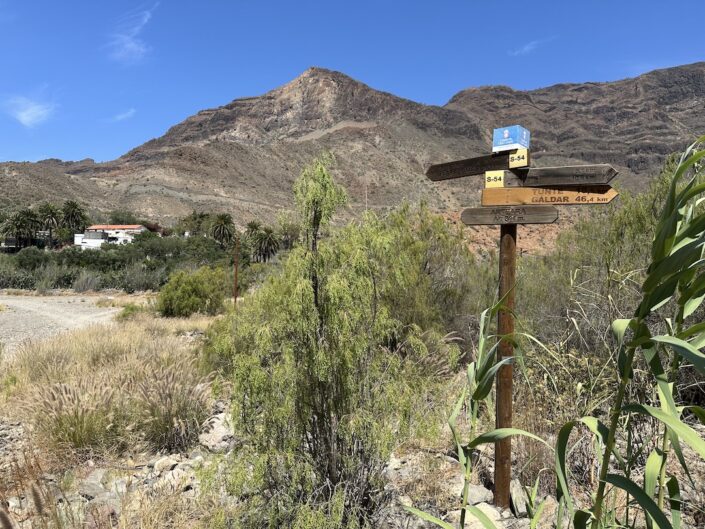 DESCENSO AL EMBLEMÁTICO FATAGA