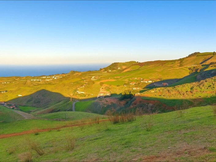 CAIDEROS ENTRE VERDES CAMINOS